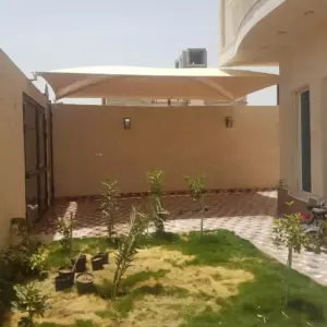 اسس الاعمال سندوتش بانل ومظلات | مظلات