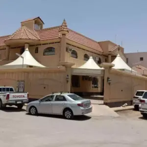 اسس الاعمال سندوتش بانل ومظلات | مظلات