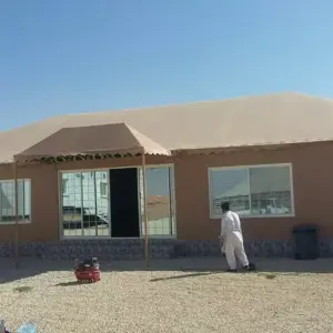 اسس الاعمال سندوتش بانل ومظلات | بيوت شعر