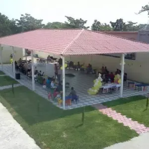 اسس الاعمال سندوتش بانل ومظلات | قرميد